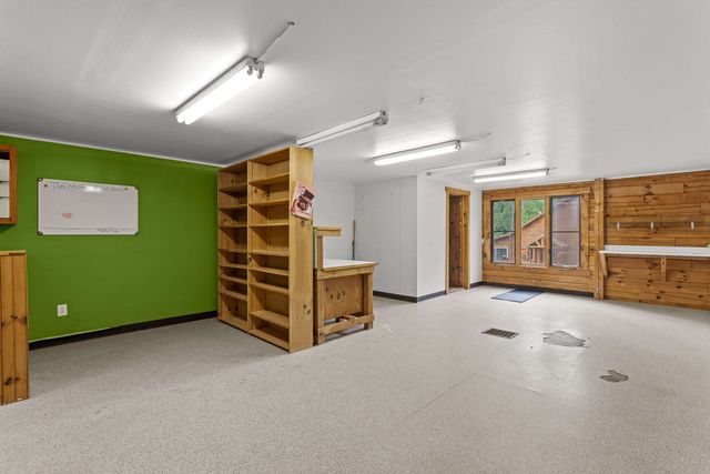 388 Perch Pond Road, Holderness, NH 03245