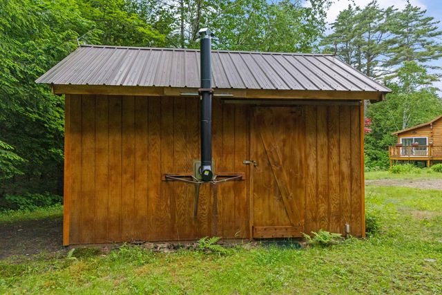 388 Perch Pond Road, Holderness, NH 03245