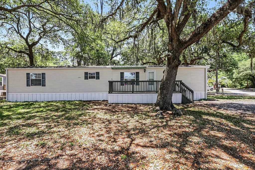 545 Eden Ave., Murrells Inlet, SC 29576