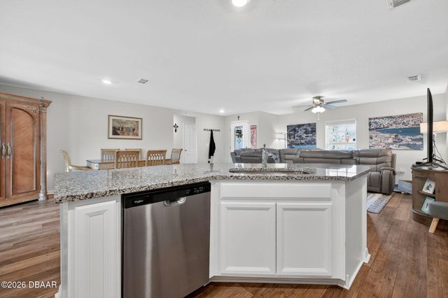 15 Princess Kathleen Lane, Palm Coast, FL 32164