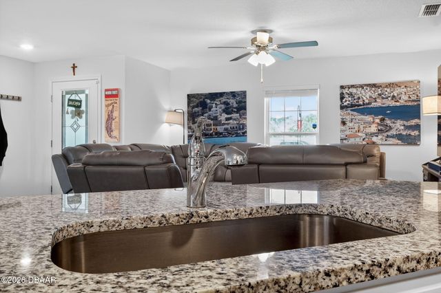 15 Princess Kathleen Lane, Palm Coast, FL 32164