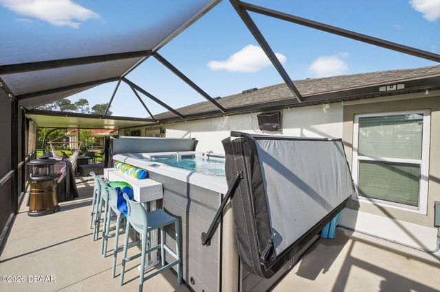 15 Princess Kathleen Lane, Palm Coast, FL 32164