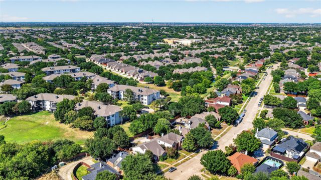 9512 Preston Vineyard Drive, Frisco, TX 75035