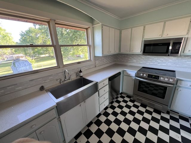 208 Cedar Ave, Linden, TN 37096