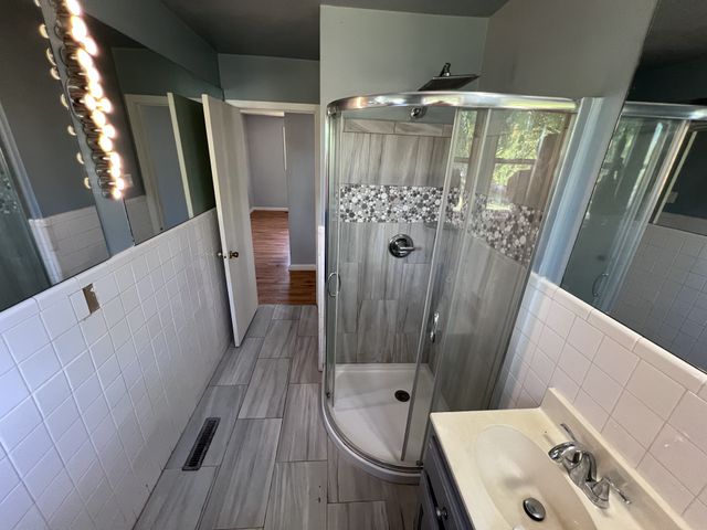 208 Cedar Ave, Linden, TN 37096