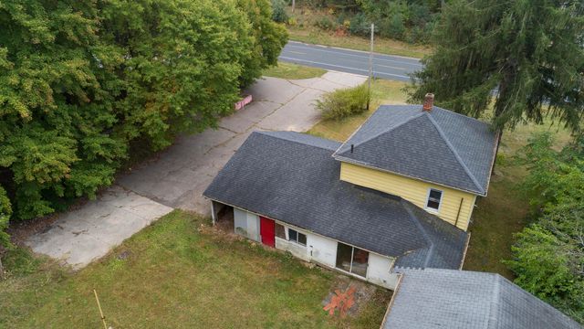 54952 Red Arrow Highway, Lawrence Twp, MI 49064