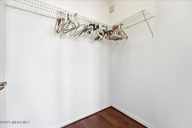 14 Michael Drive, Tinton Falls, NJ 07712