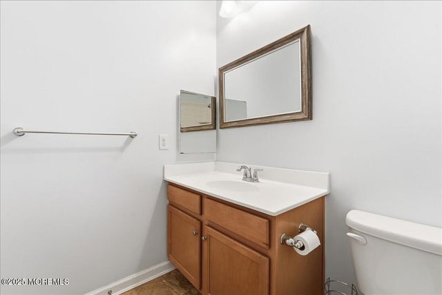 14 Michael Drive, Tinton Falls, NJ 07712