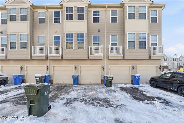 14 Michael Drive, Tinton Falls, NJ 07712