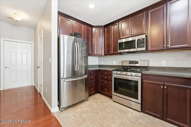 14 Michael Drive, Tinton Falls, NJ 07712