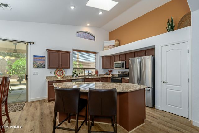 17804 N PHOENICIAN Drive, Surprise, AZ 85374