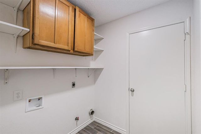 6235 W Willow Bluff Road, Katy, TX 77449