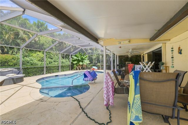 4448 Beechwood Lake DR, Naples, FL 34112