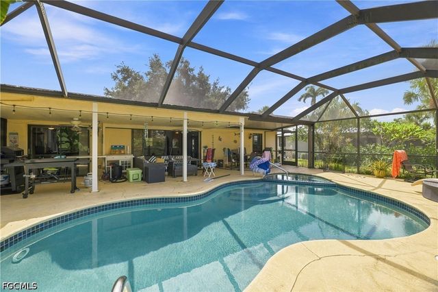 4448 Beechwood Lake DR, Naples, FL 34112