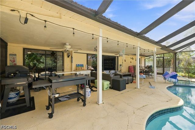 4448 Beechwood Lake DR, Naples, FL 34112