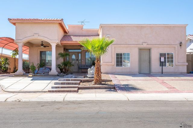 1445 E Babbitt Ln, San Luis, AZ 85336