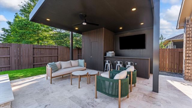 8914 Stonebriar Creek Crossing, Tomball, TX 77375