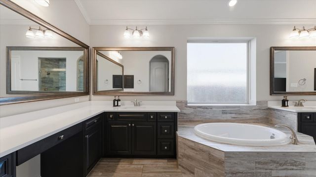 8914 Stonebriar Creek Crossing, Tomball, TX 77375