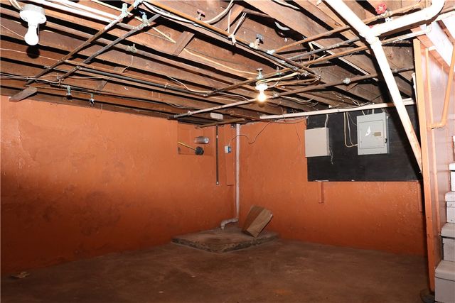 15 Princeton Street, Rochester, NY 14605