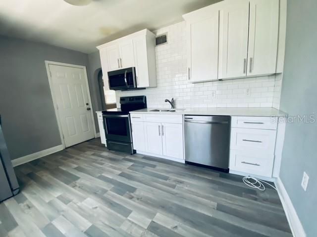 2510 14TH STREET S, St Petersburg, FL 33705