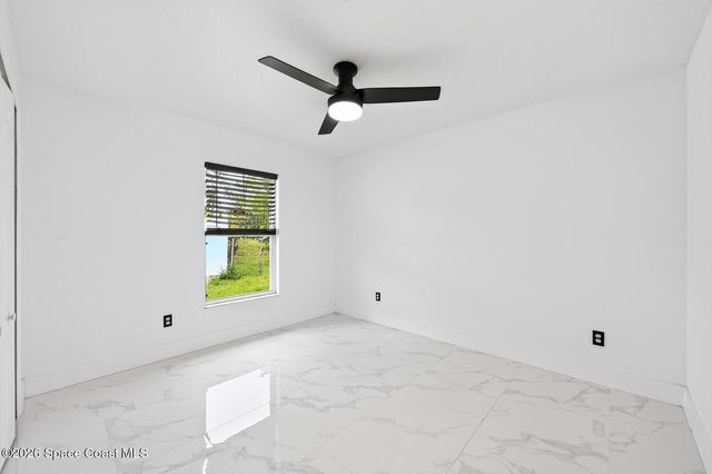1448 Hollyhock Street, Deltona, FL 32725