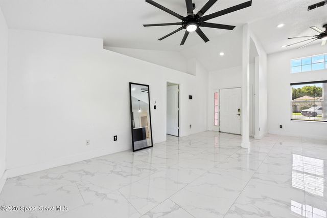 1448 Hollyhock Street, Deltona, FL 32725