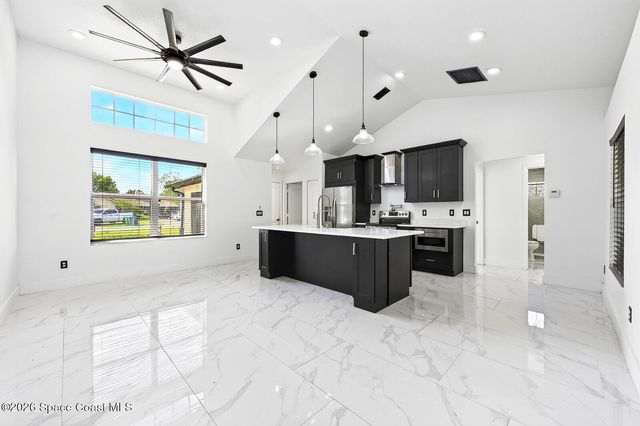1448 Hollyhock Street, Deltona, FL 32725