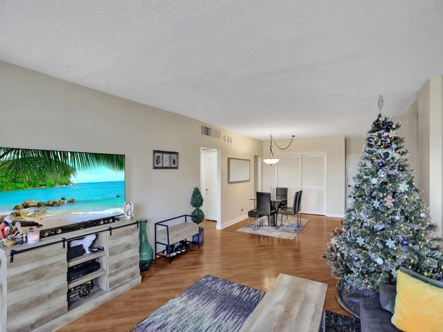 2851 S Ocean Boulevard D3, Boca Raton, FL 33432