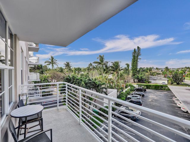 2851 S Ocean Boulevard D3, Boca Raton, FL 33432