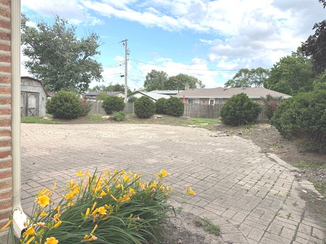 6259 W 91st Place, Oak Lawn, IL 60453