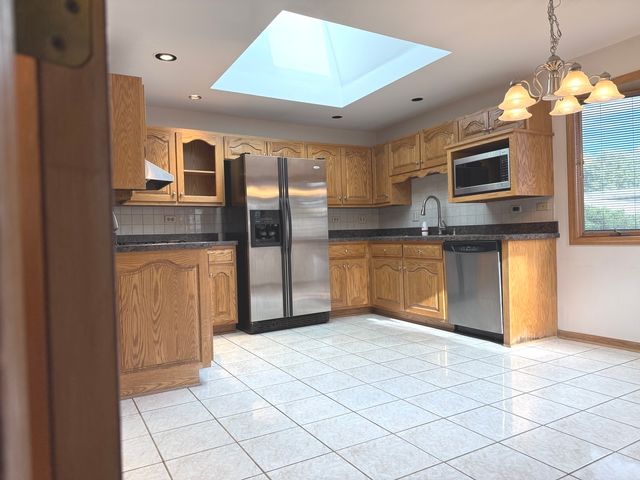 6259 W 91st Place, Oak Lawn, IL 60453