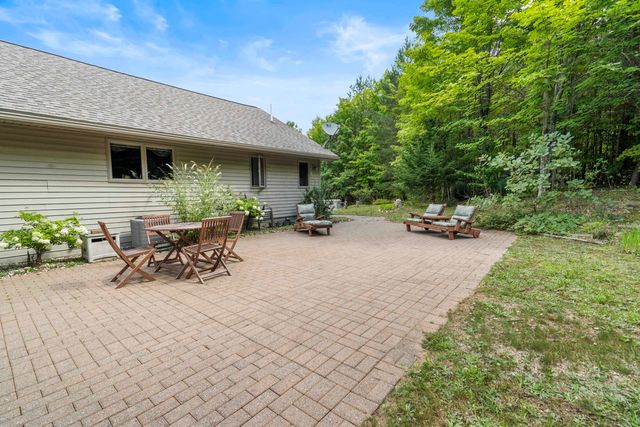 18907 Robin Ridge Road, Inland Twp, MI 49643