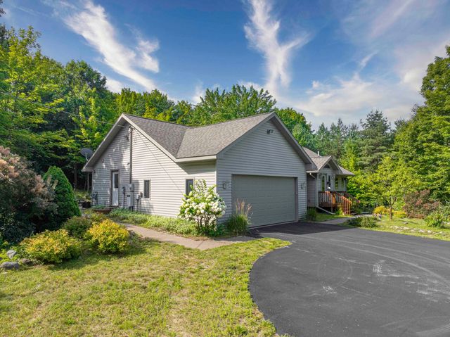 18907 Robin Ridge Road, Inland Twp, MI 49643
