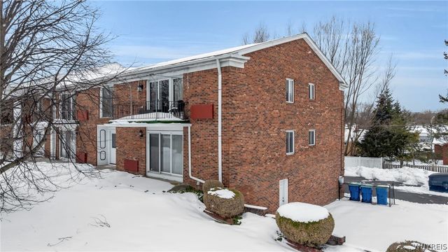 335 South Cayuga Road B, Amherst, NY 14221