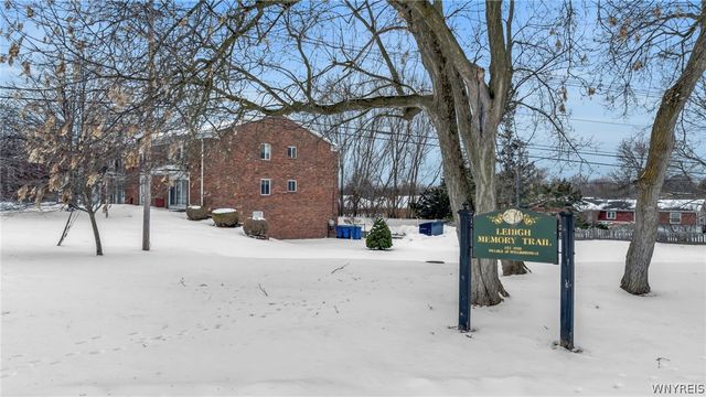 335 South Cayuga Road B, Amherst, NY 14221