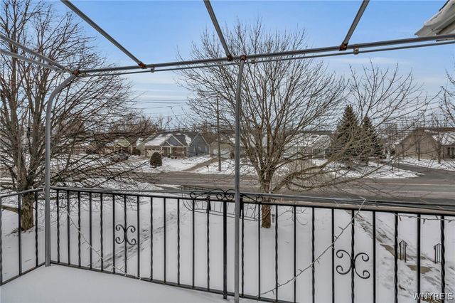 335 South Cayuga Road B, Amherst, NY 14221