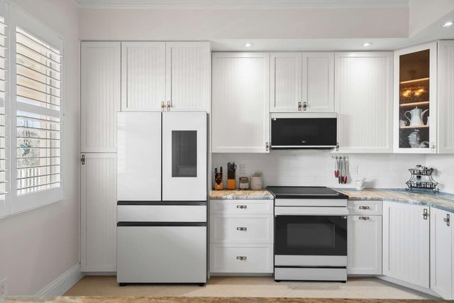 3 Harbour Isle Dr. East 302, Fort Pierce, FL 34949