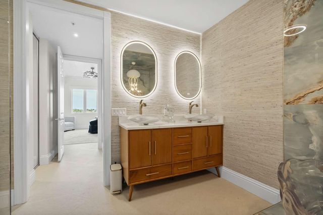 3 Harbour Isle Dr. East 302, Fort Pierce, FL 34949