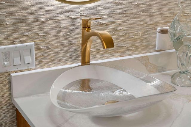 3 Harbour Isle Dr. East 302, Fort Pierce, FL 34949