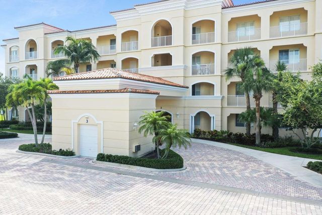 3 Harbour Isle Dr. East 302, Fort Pierce, FL 34949