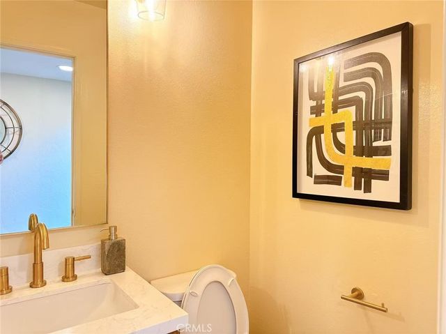 1164 Las Lomas Drive B, La Habra, CA 90631