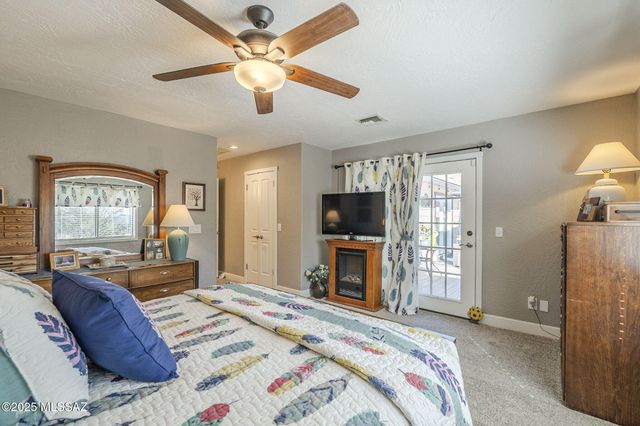 1037 La Vista Court, Rio Rico, AZ 85648