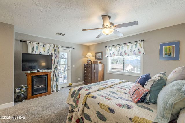 1037 La Vista Court, Rio Rico, AZ 85648