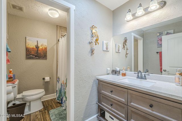 1037 La Vista Court, Rio Rico, AZ 85648