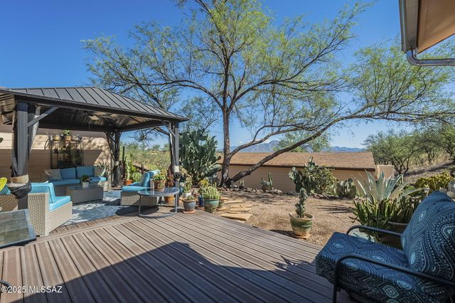 1037 La Vista Court, Rio Rico, AZ 85648