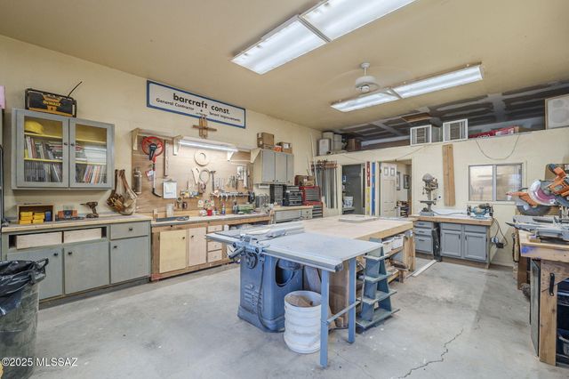 1037 La Vista Court, Rio Rico, AZ 85648