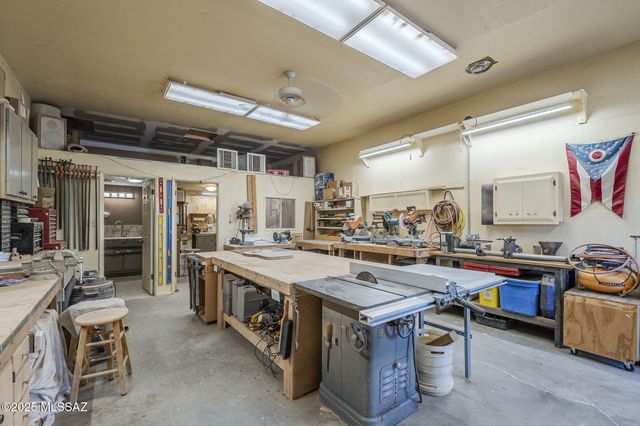 1037 La Vista Court, Rio Rico, AZ 85648