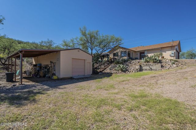 1037 La Vista Court, Rio Rico, AZ 85648
