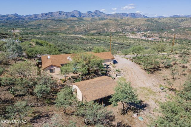 1037 La Vista Court, Rio Rico, AZ 85648