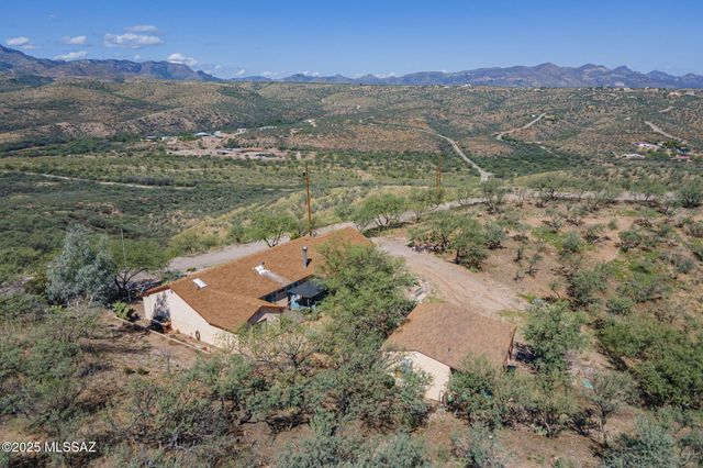 1037 La Vista Court, Rio Rico, AZ 85648